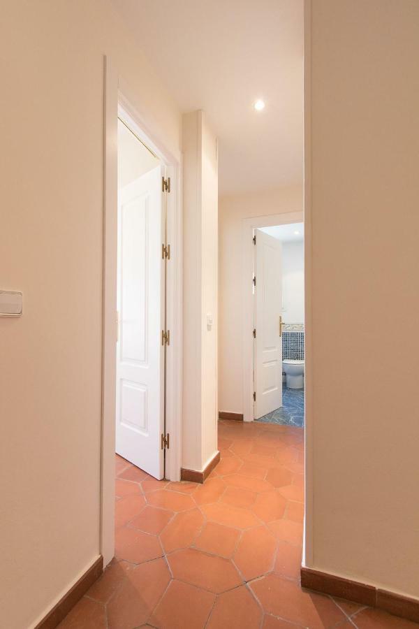 Flamencos Con Garage 5 Pax Apartment Sevilla